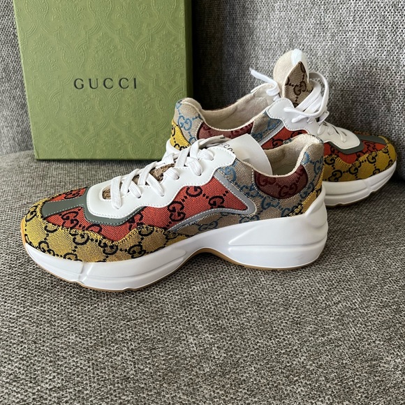 NIB Gucci Rhyton Multicolor Sneakers size 39 - Picture 12 of 12